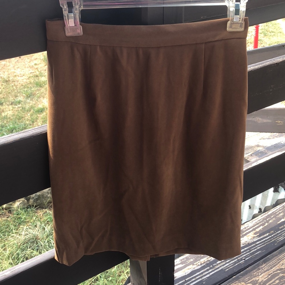 Camel brown pencil skirt: Size 10